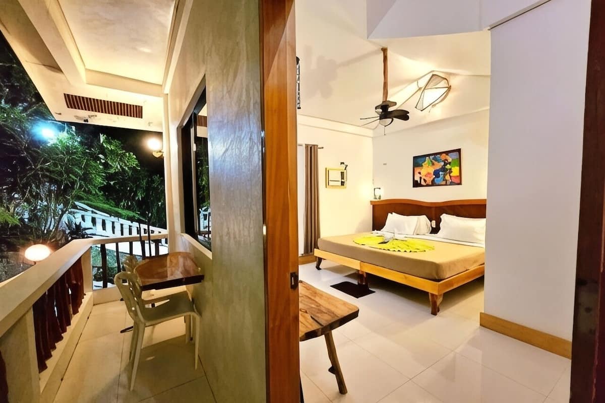 1 habitación, minibar, caja de seguridad en la habitación y escritorio 