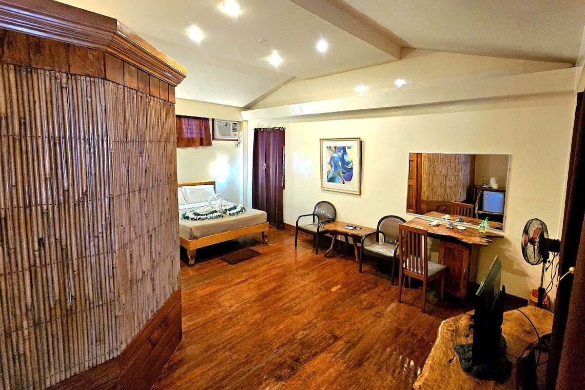 1 bedroom, minibar, in-room safe, desk