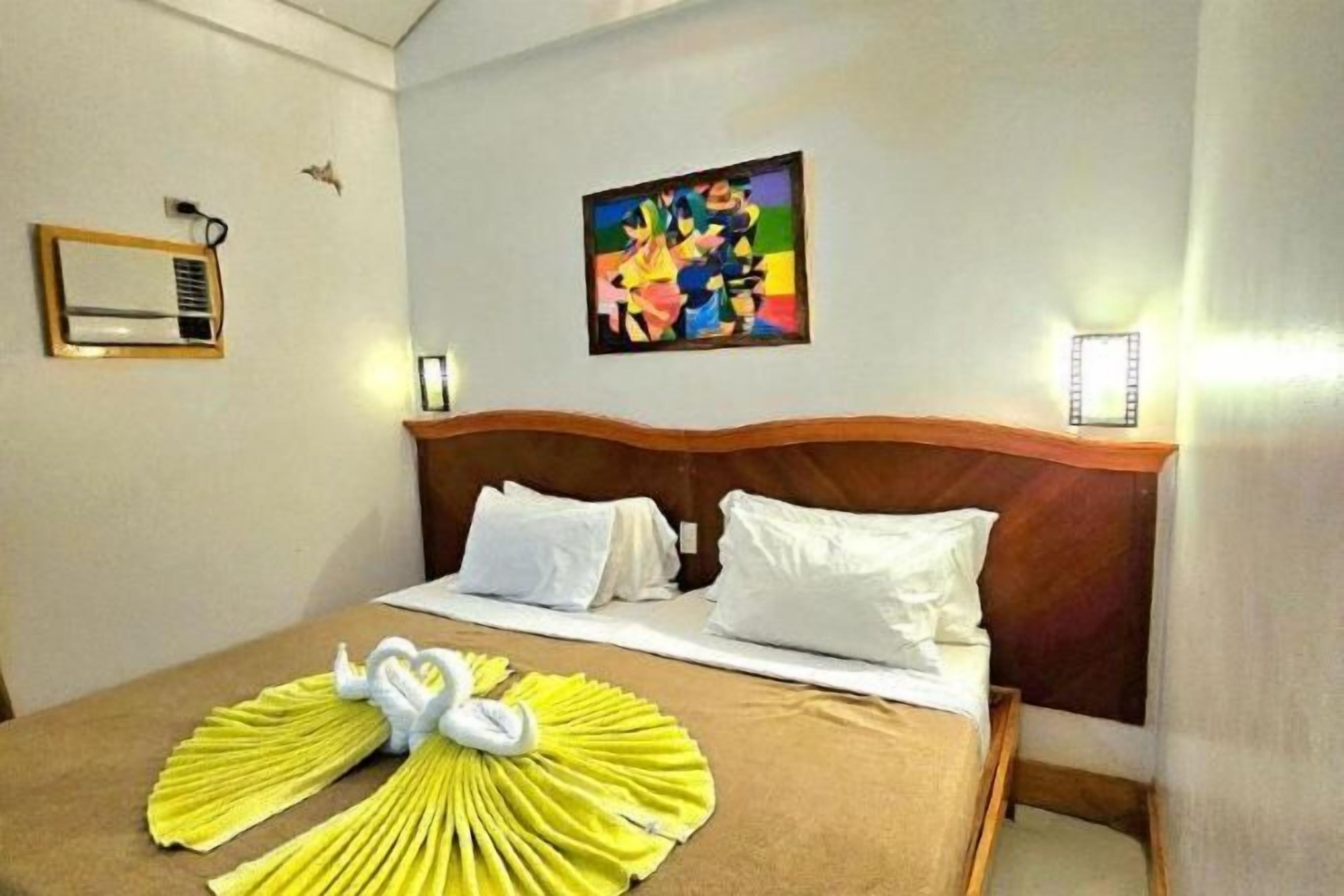 1 bedroom, minibar, in-room safe, desk