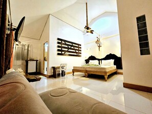 Suíte júnior, vista para o jardim | 1 quarto, frigobar, cofres nos quartos, escrivaninha