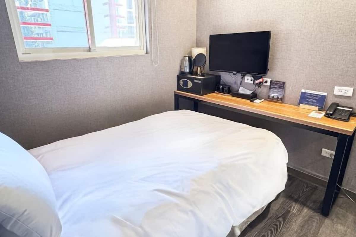 Värdeförvaringsskåp på rummet, strykjärn/strykbräda och gratis wi-fi