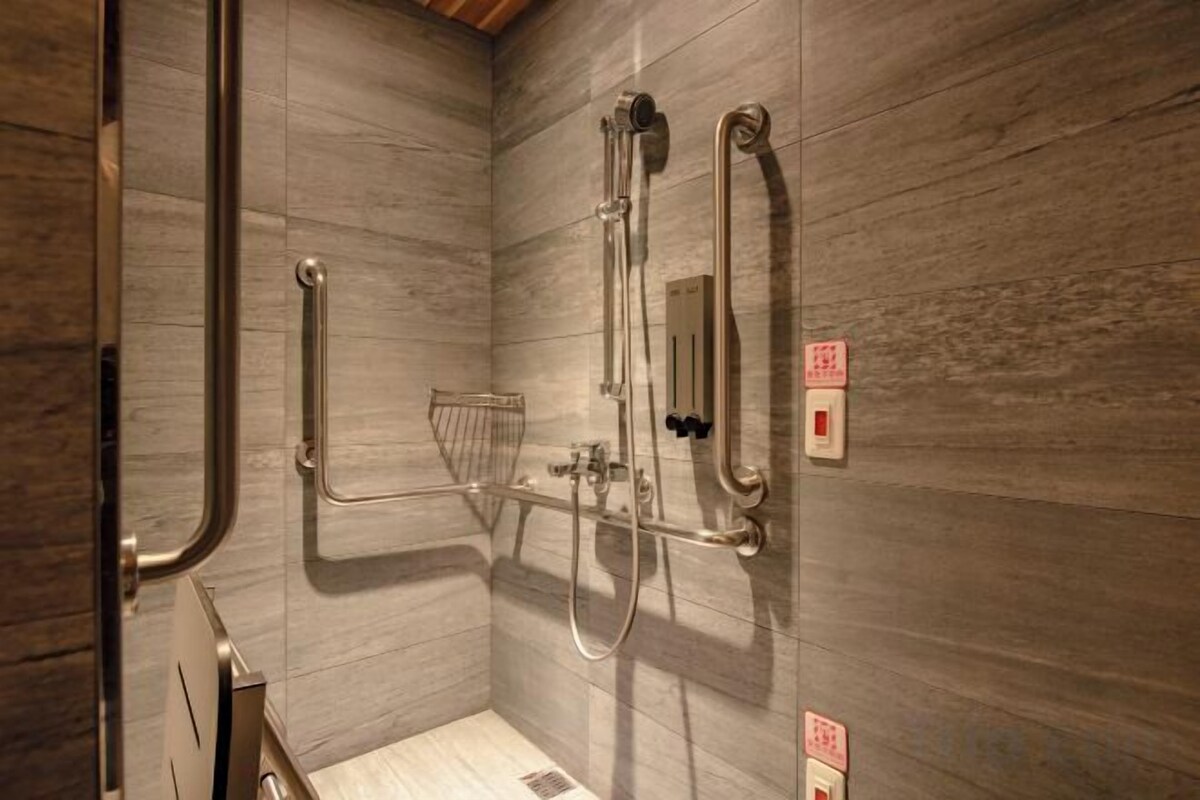 Bagno | Asciugacapelli, pantofole
