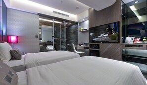 In-room safe, blackout curtains, iron/ironing board, free WiFi - Taipei Hotel Bfun (Taipei)
