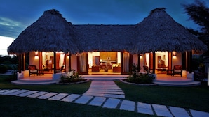 2 Bedroom  Luxury Villa | 客房景观