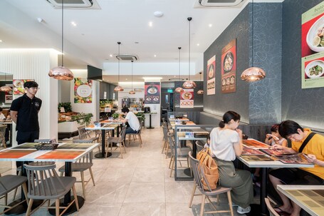 Hotel Bencoolen @ Bencoolen Street - Image 1