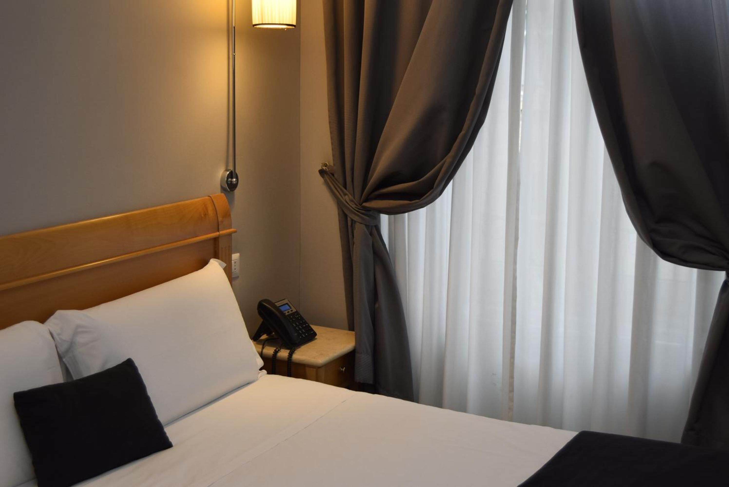 Desk, free WiFi, bed sheets