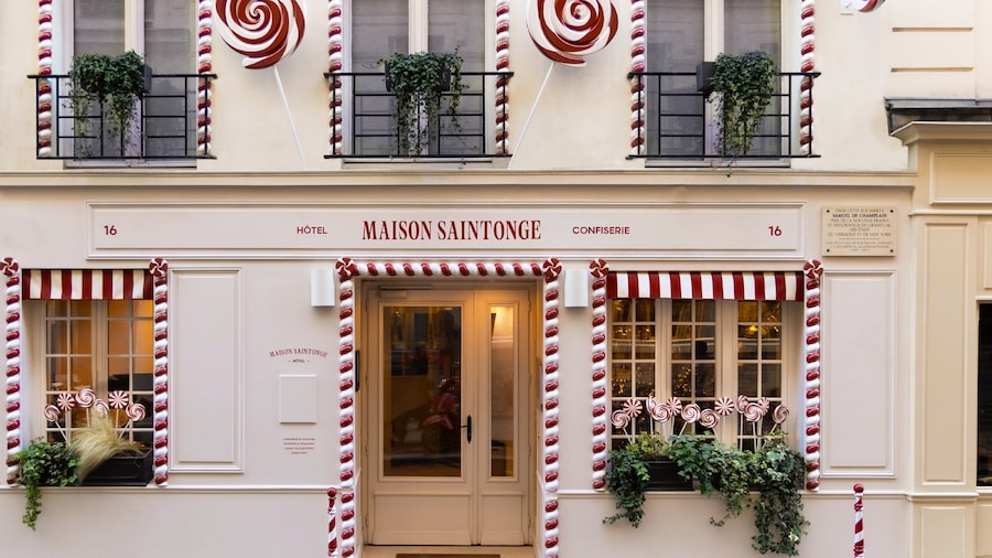 ホテル メゾン サントンジュ