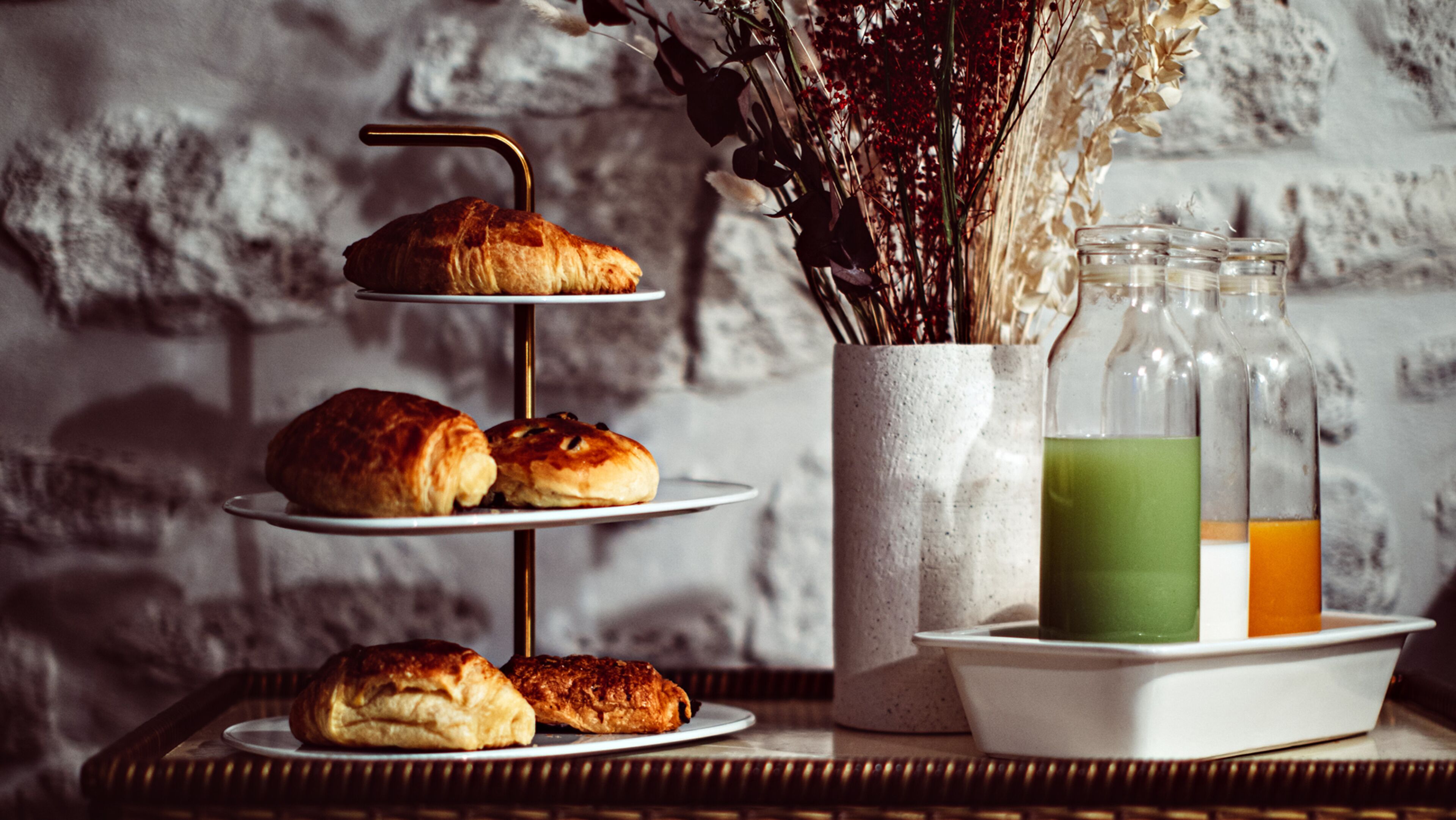 daily buffet breakfast (eur 22 per person)