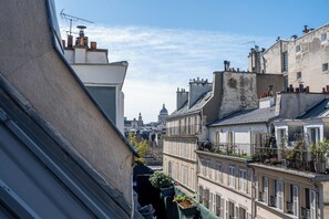 Rom – deluxe, byutsikt | Utsikt fra rommet