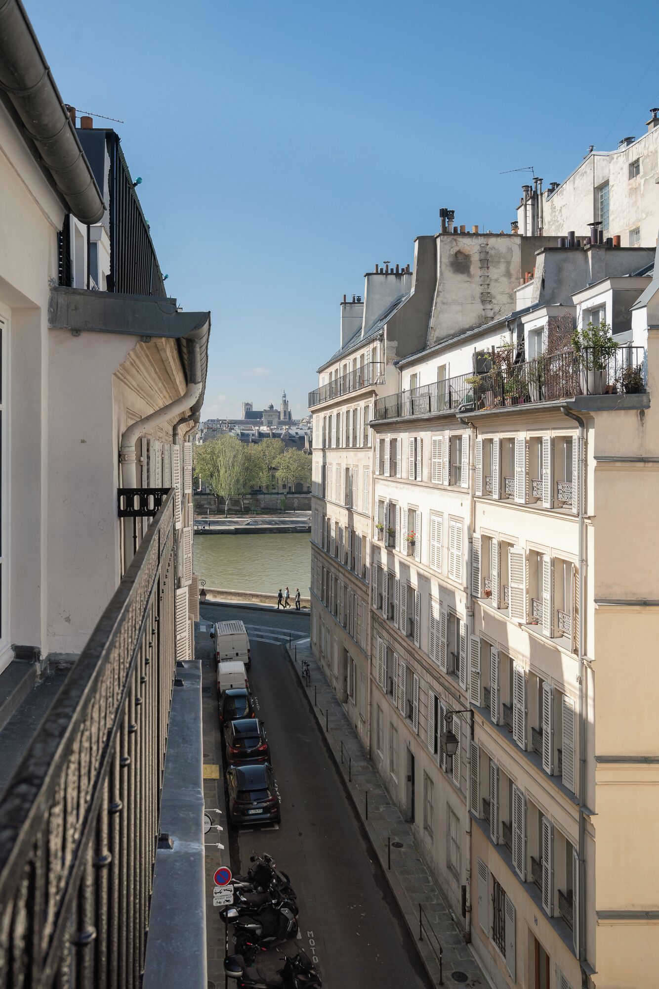 Photo - Hotel Saint-Louis en L'Isle - Notre-Dame