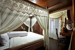 Select Comfort beds, rollaway beds, free WiFi