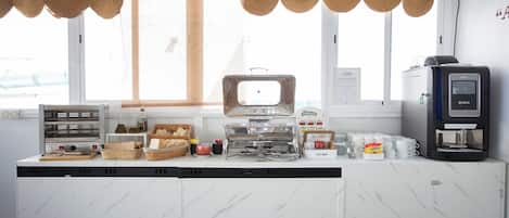 Buffet breakfast on weekends (EUR 10.5 per person)