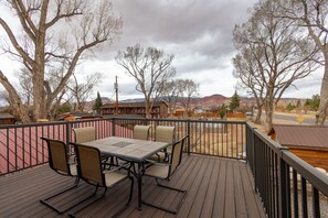 家庭套房, 3 間臥室, 廚房 | 露台/庭院