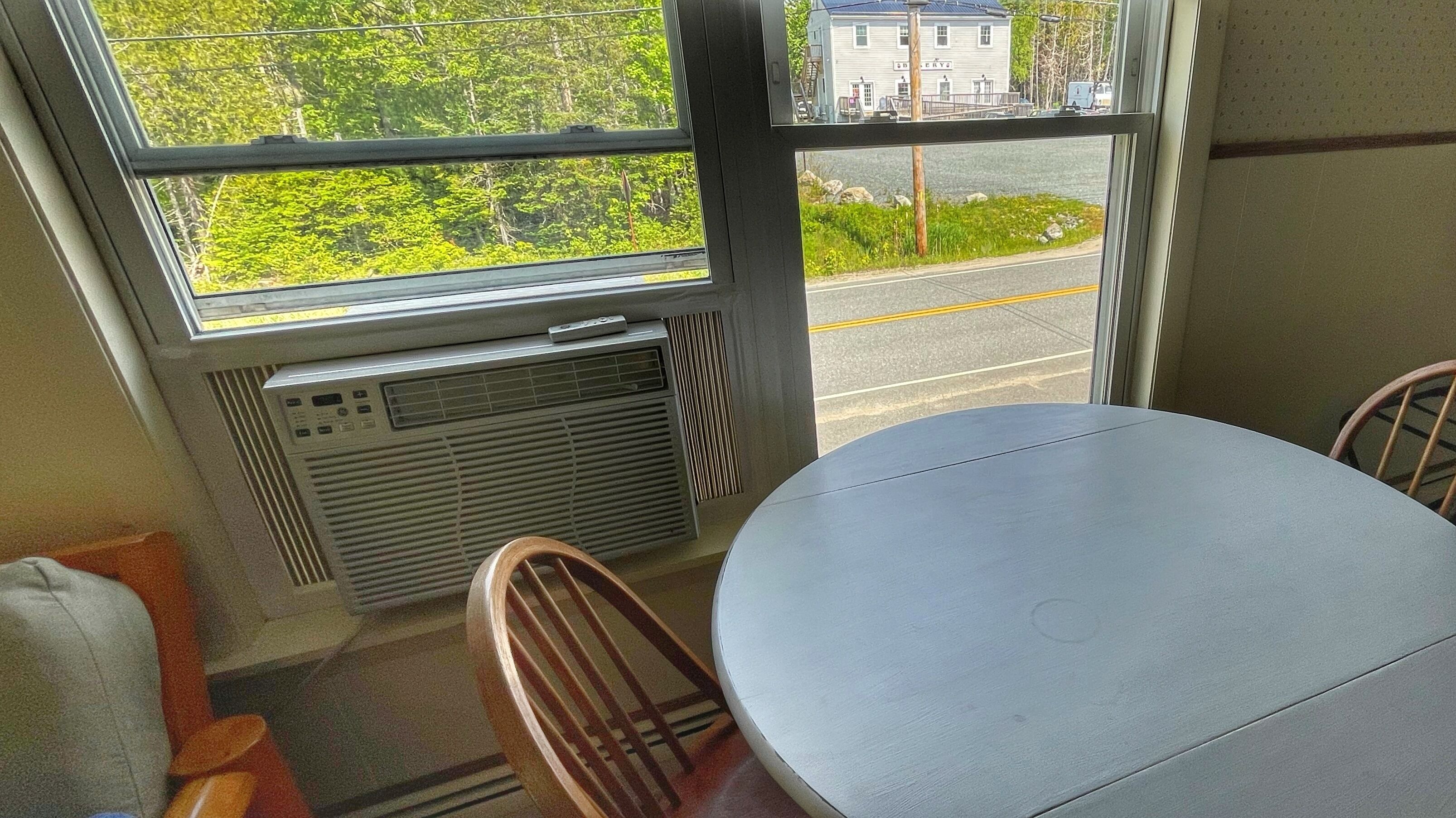 stunning acadia lodge in maine w/ac | iron/ironing board, free wifi