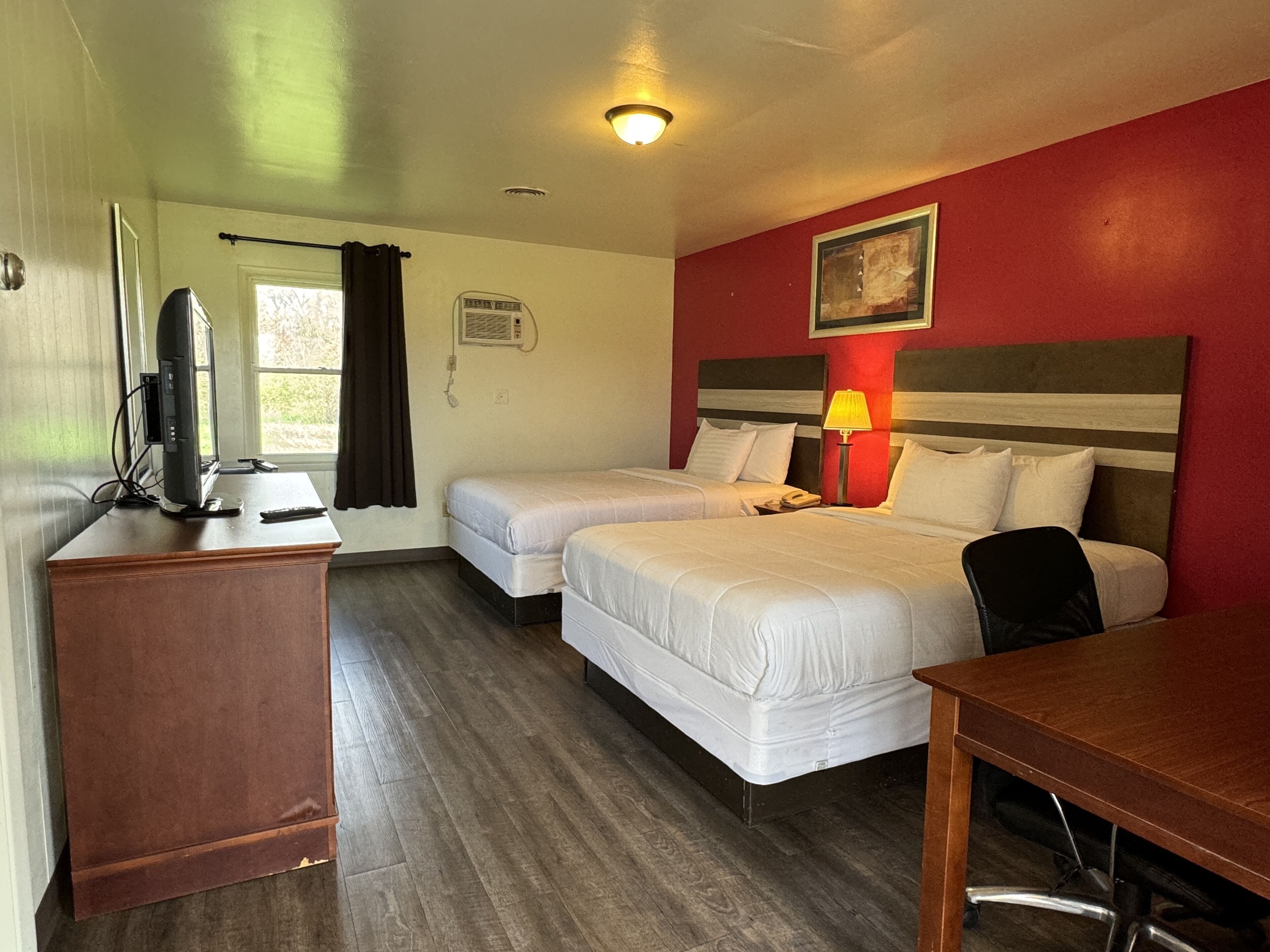 Deluxe-Doppelzimmer | Schreibtisch, Zustellbetten, kostenloses WLAN