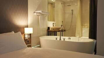 Deluxe-Doppelzimmer | Komfortbadewanne