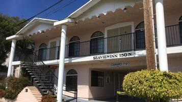 Entrada de la propiedad