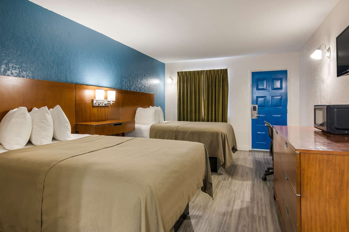 Room, 2 Double Beds, Non Smoking