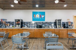 Desayuno continental incluido todos los días 