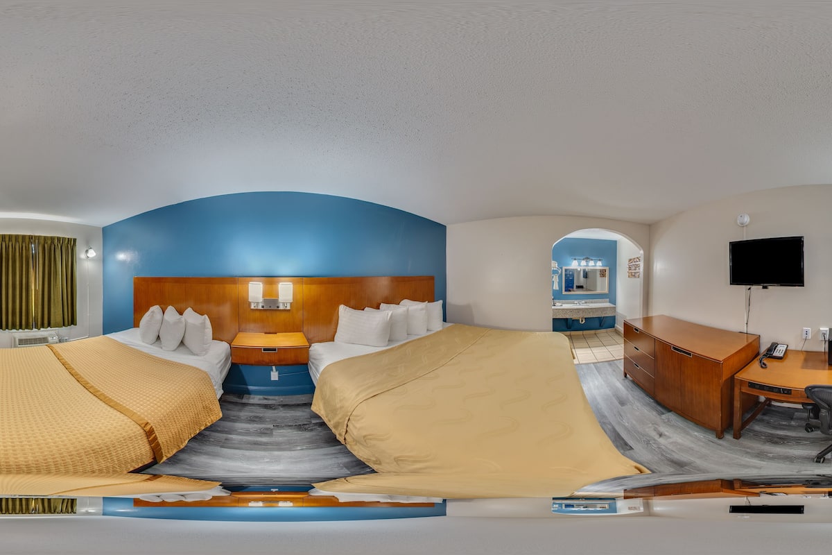 Desk, blackout drapes, iron/ironing board, free WiFi