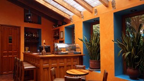 Bar (en el alojamiento)