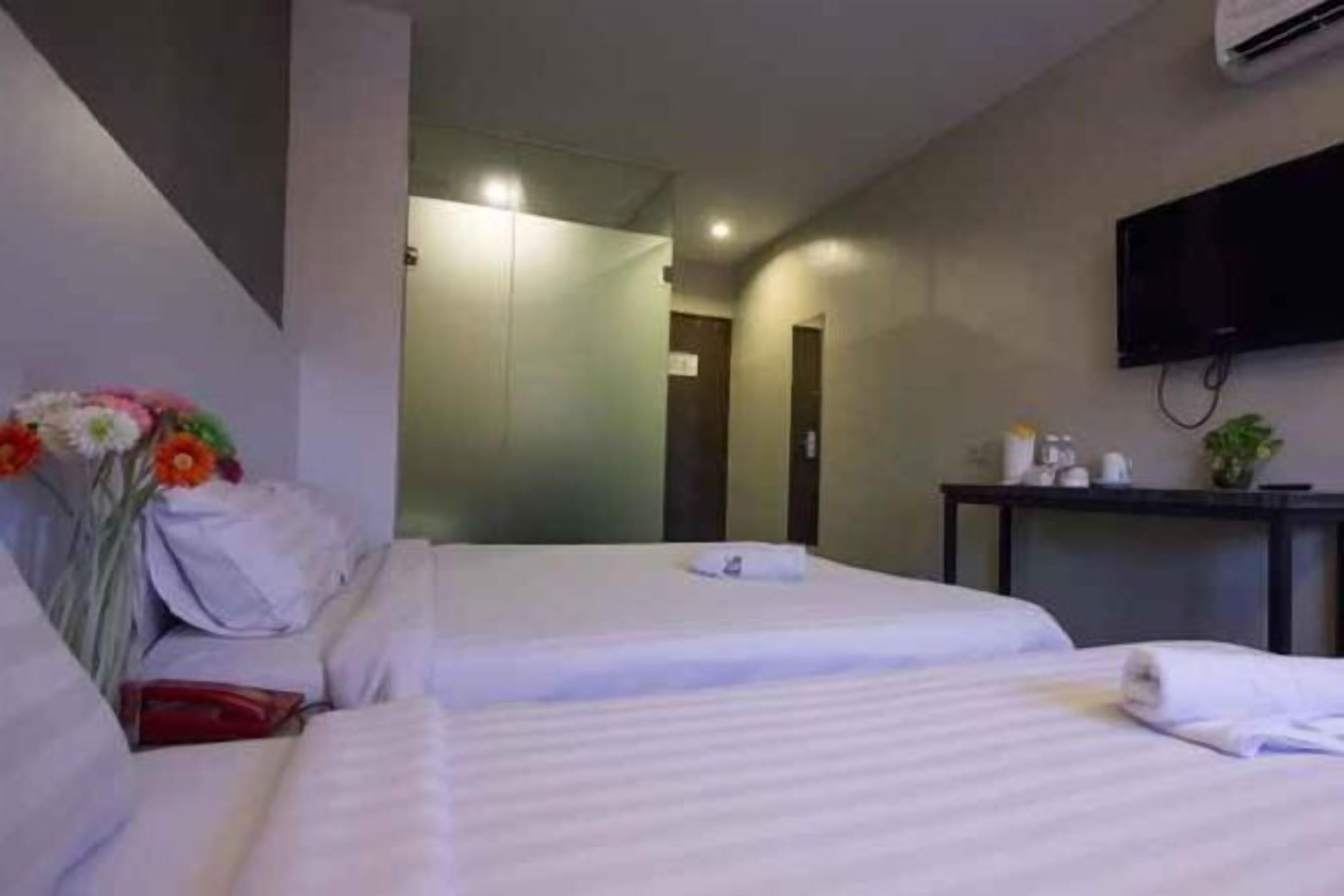 Skrivebord, strykejern/-brett og wi-fi (inkludert)