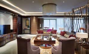 Suite – president | 1 soverom, minibar, safe på rommet og individuelt dekorert