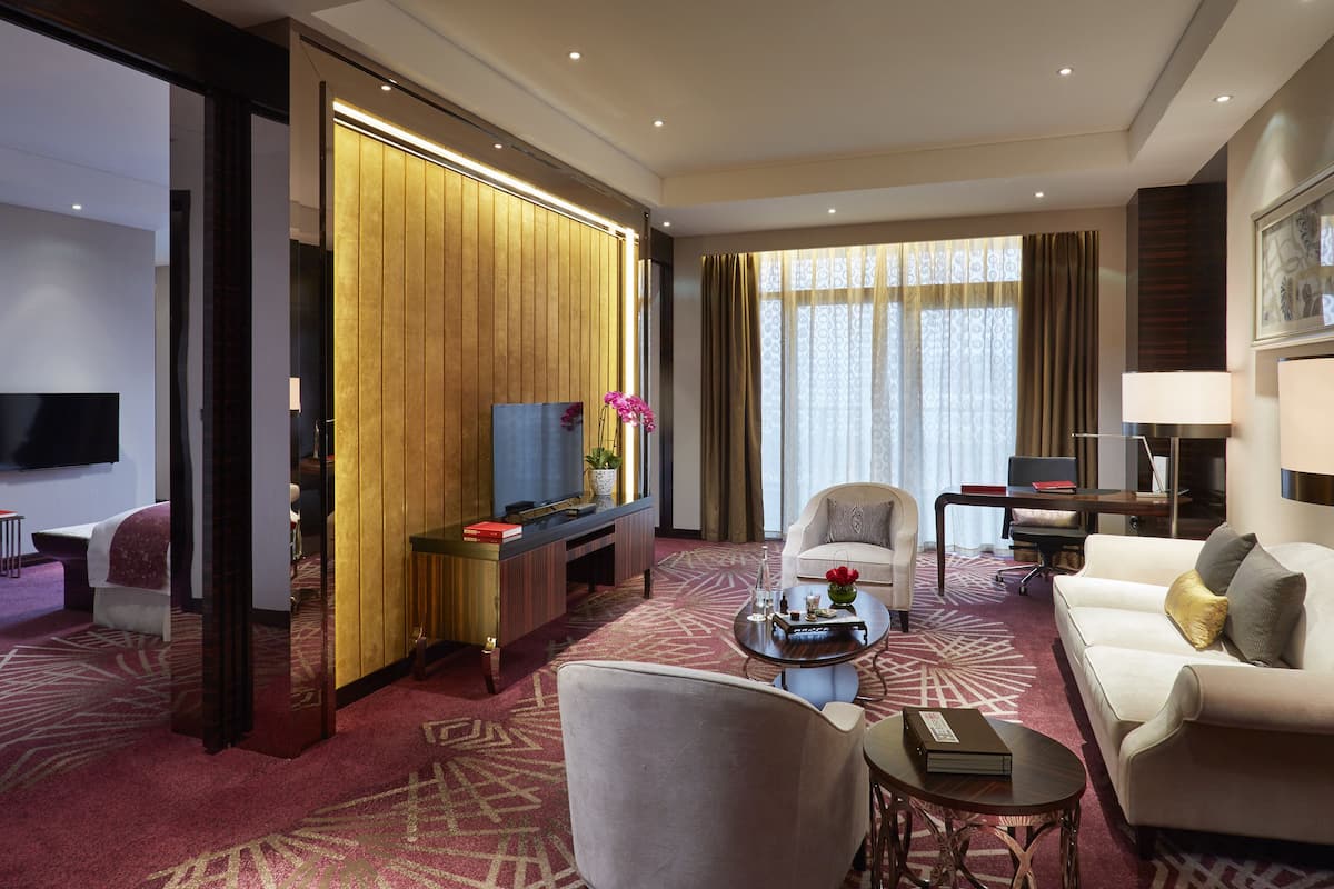 presidential suite | minibar, in-room safe, individually decorated, individually furnished