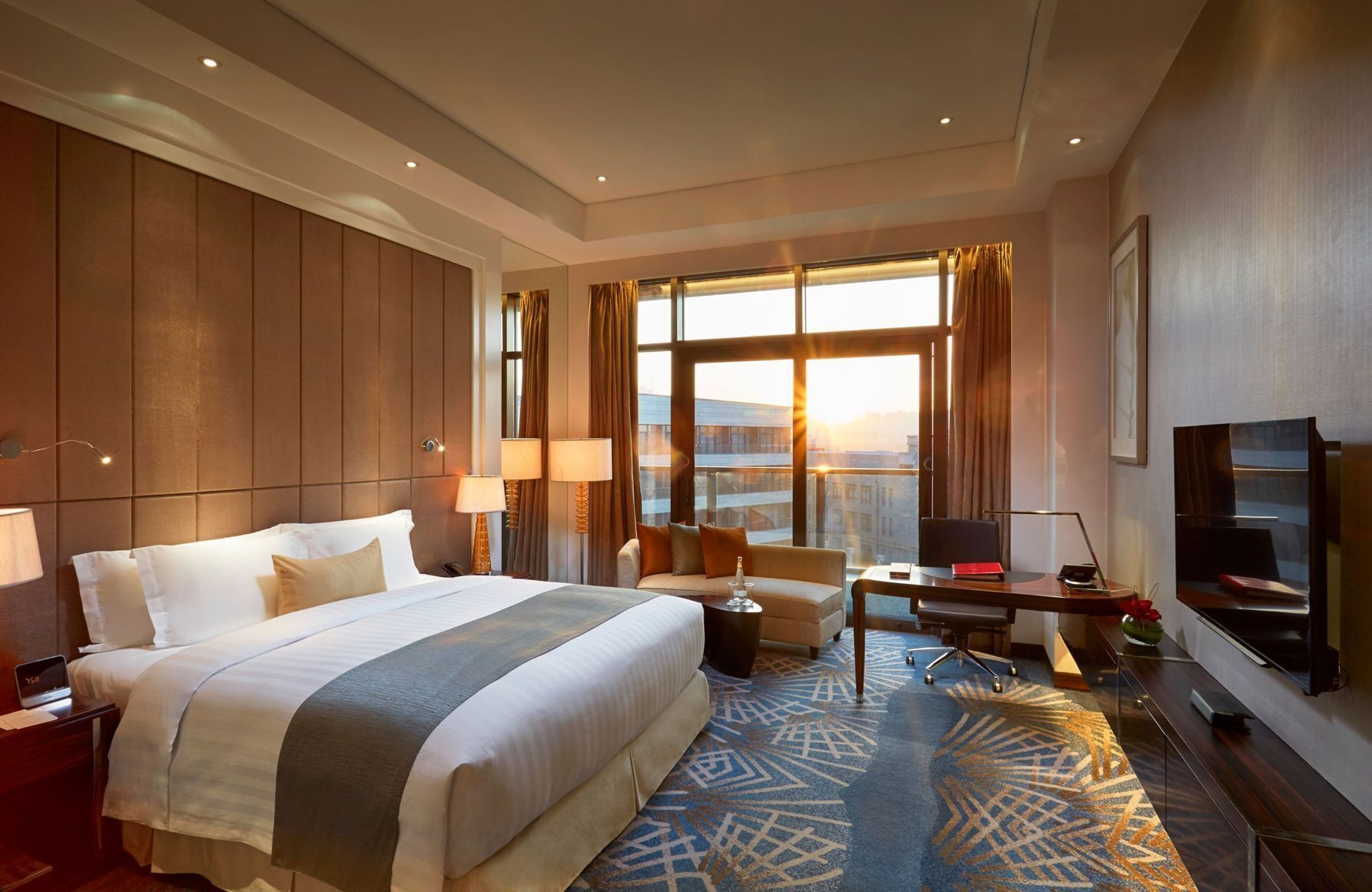 1 bedroom, minibar, in-room safe, individually decorated