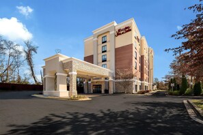 Exterior - Hampton Inn & Suites Camp Springs/Andrews AFB (Suitland)
