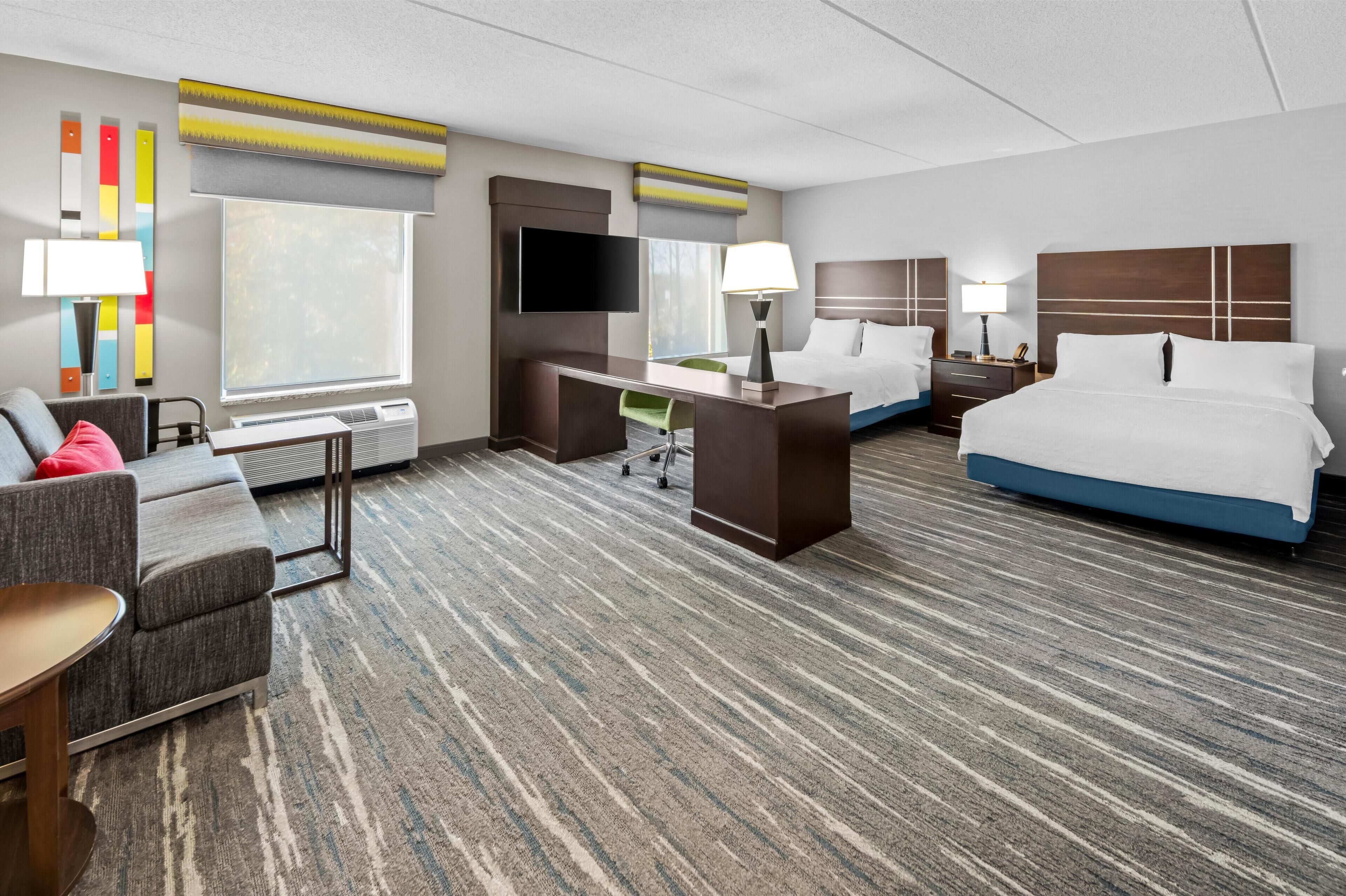 Estudio, 2 camas Queen size, con acceso para personas discapacitadas, para no fumadores | Ropa de cama de alta calidad y caja de seguridad en la habitación 