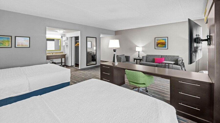 Hampton Inn & Suites Camp Springs/Andrews AFB