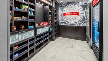 Snack bar