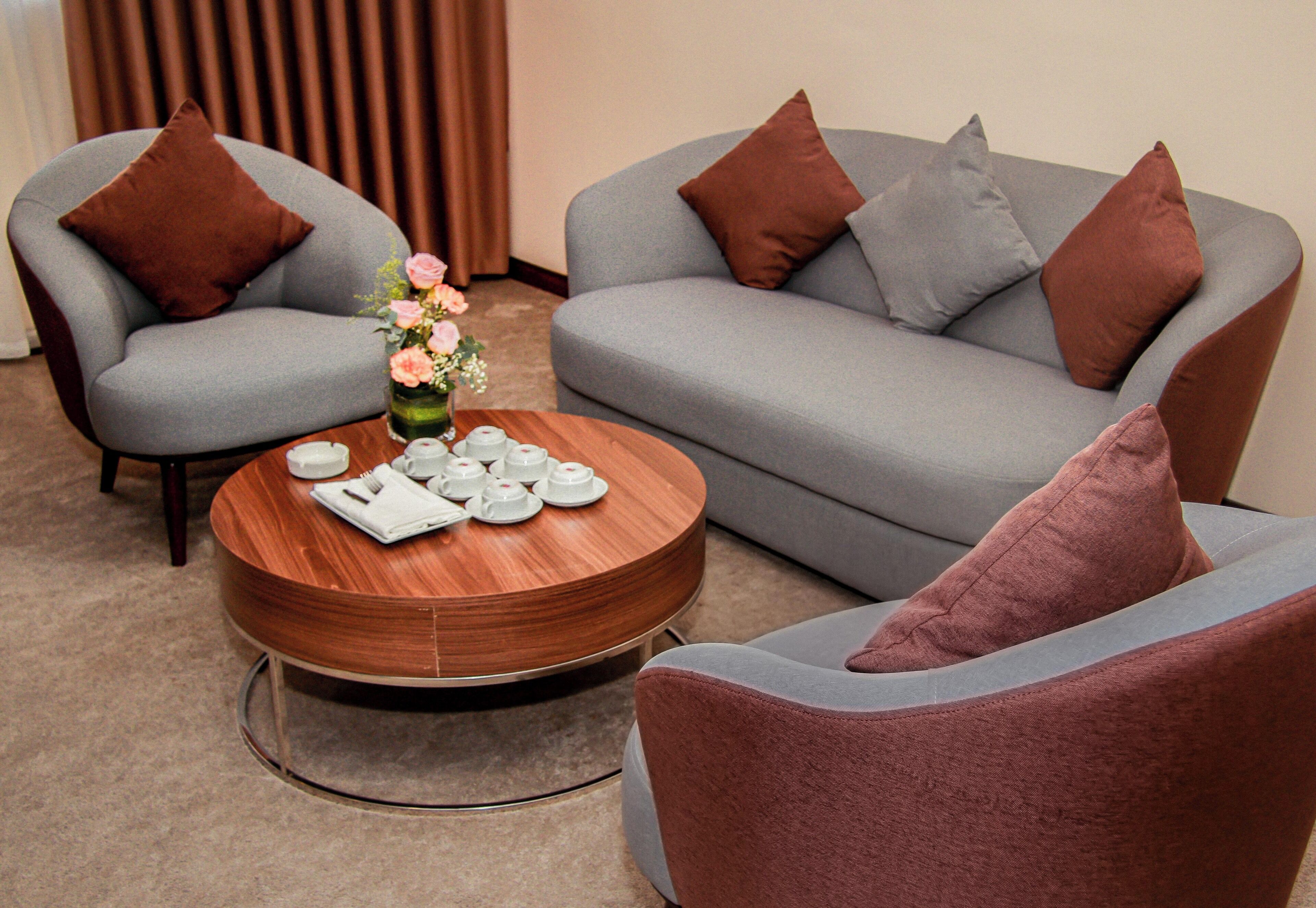 Phòng Suite Executive | Minibar, két bảo mật tại phòng, bàn, phòng cách âm 