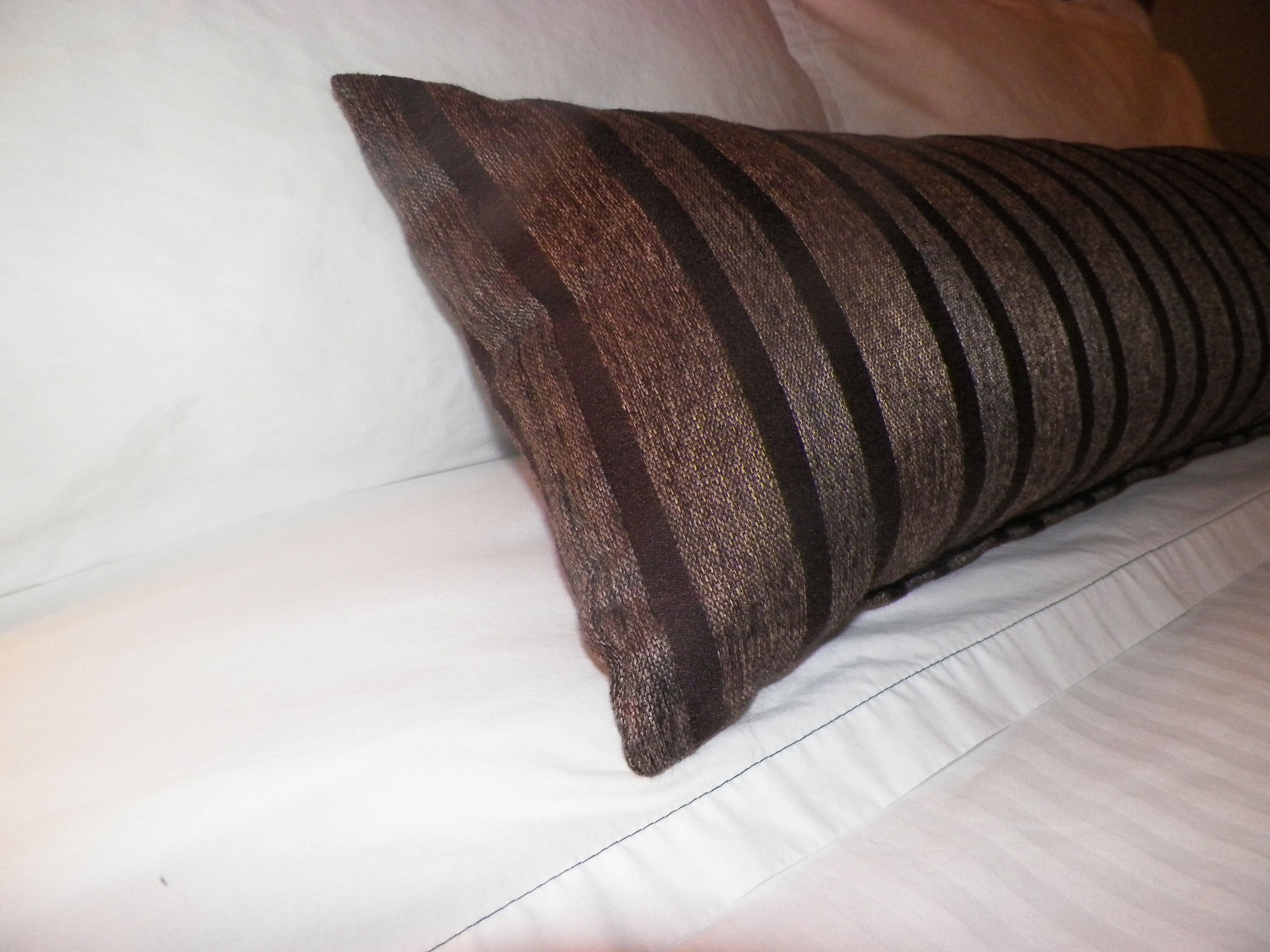 room, 1 queen bed (not pet friendly) | 1 bedroom, premium bedding, pillow-top beds, desk