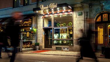 Queen's Hotel by First Hotels