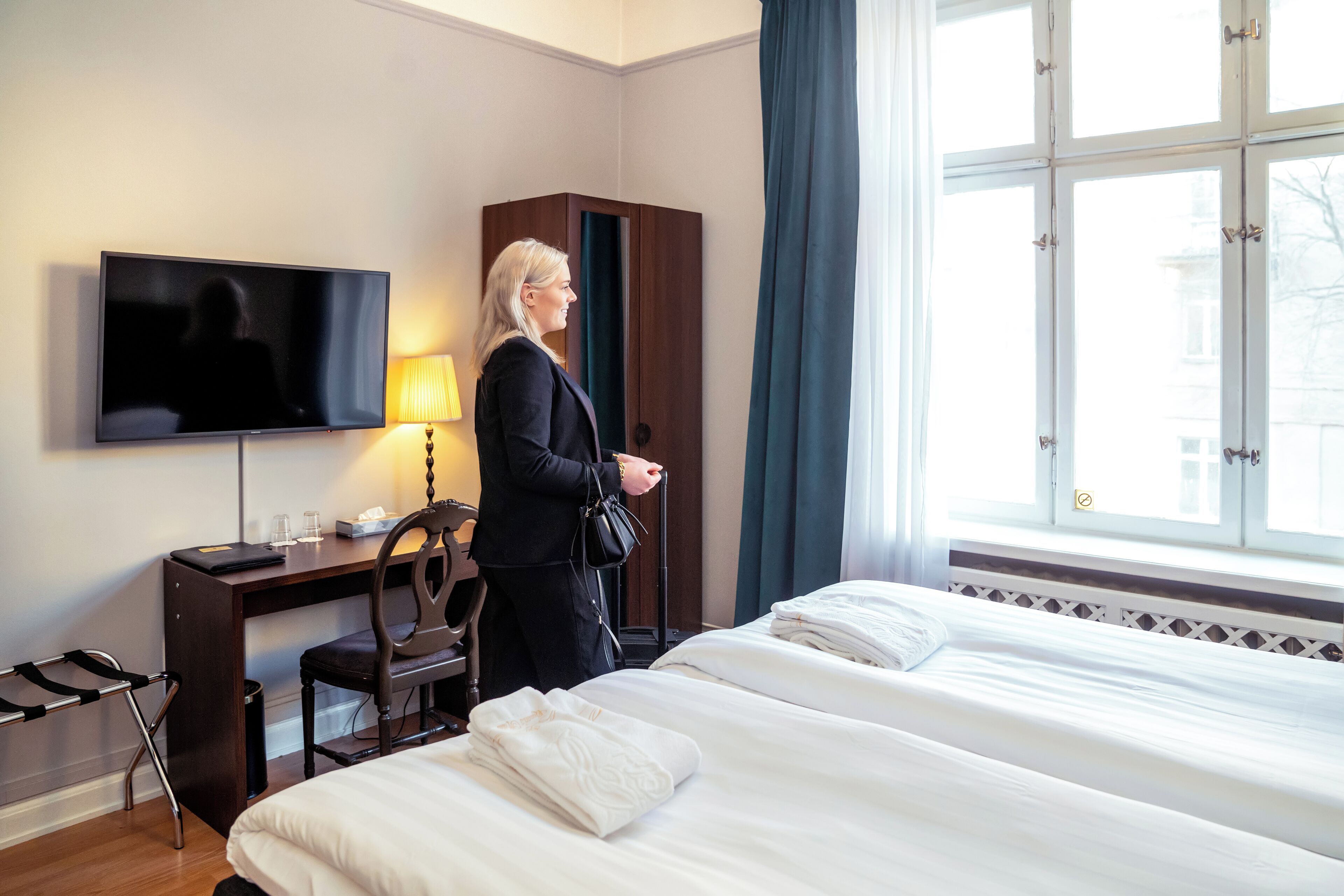 Foto - Queen's Hotel by First Hotels