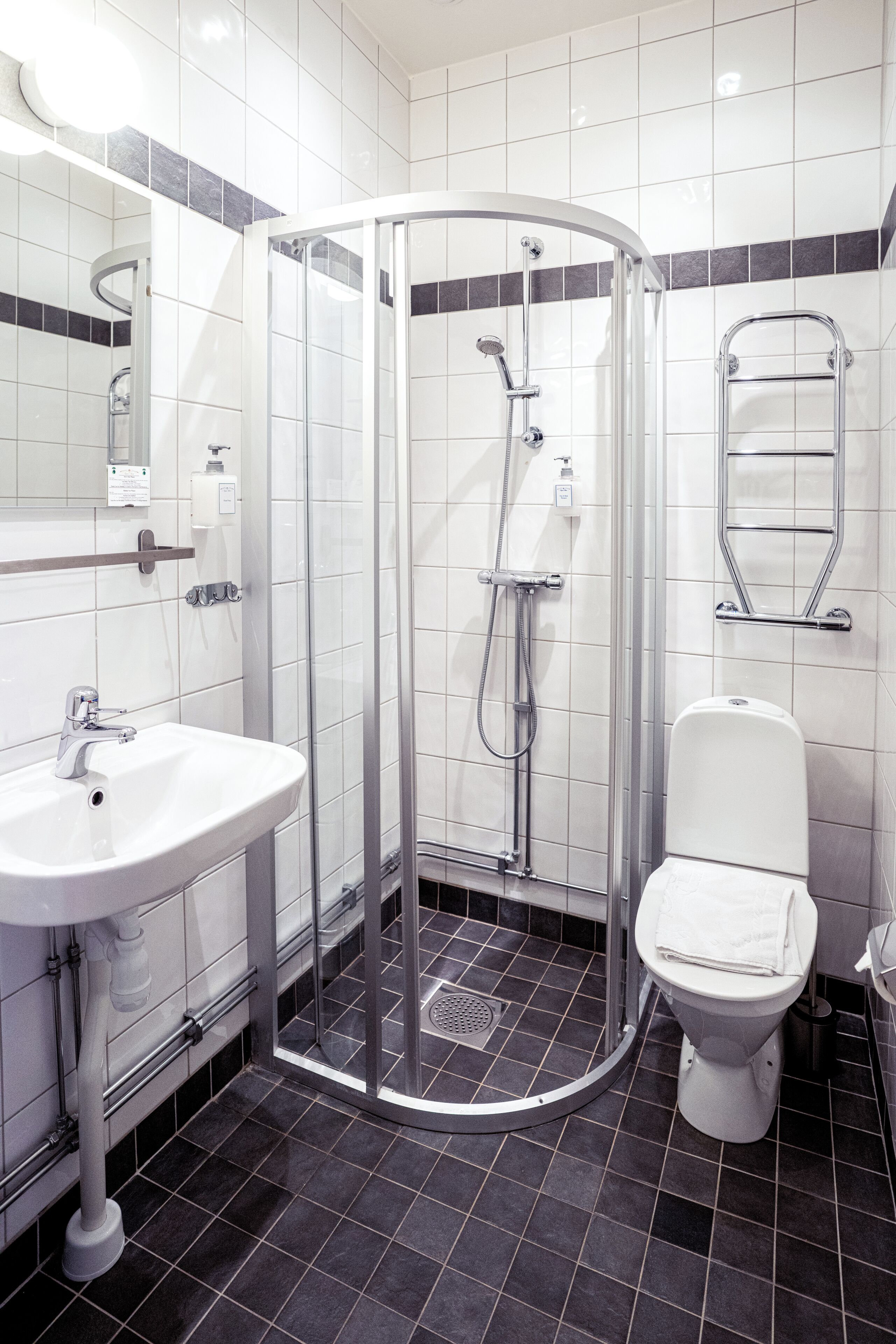 Foto - Queen's Hotel by First Hotels