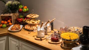 Desayuno continental incluido todos los días