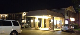 Oasis Motel