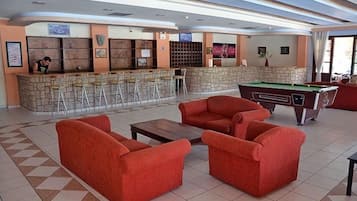 Área de estar no saguão