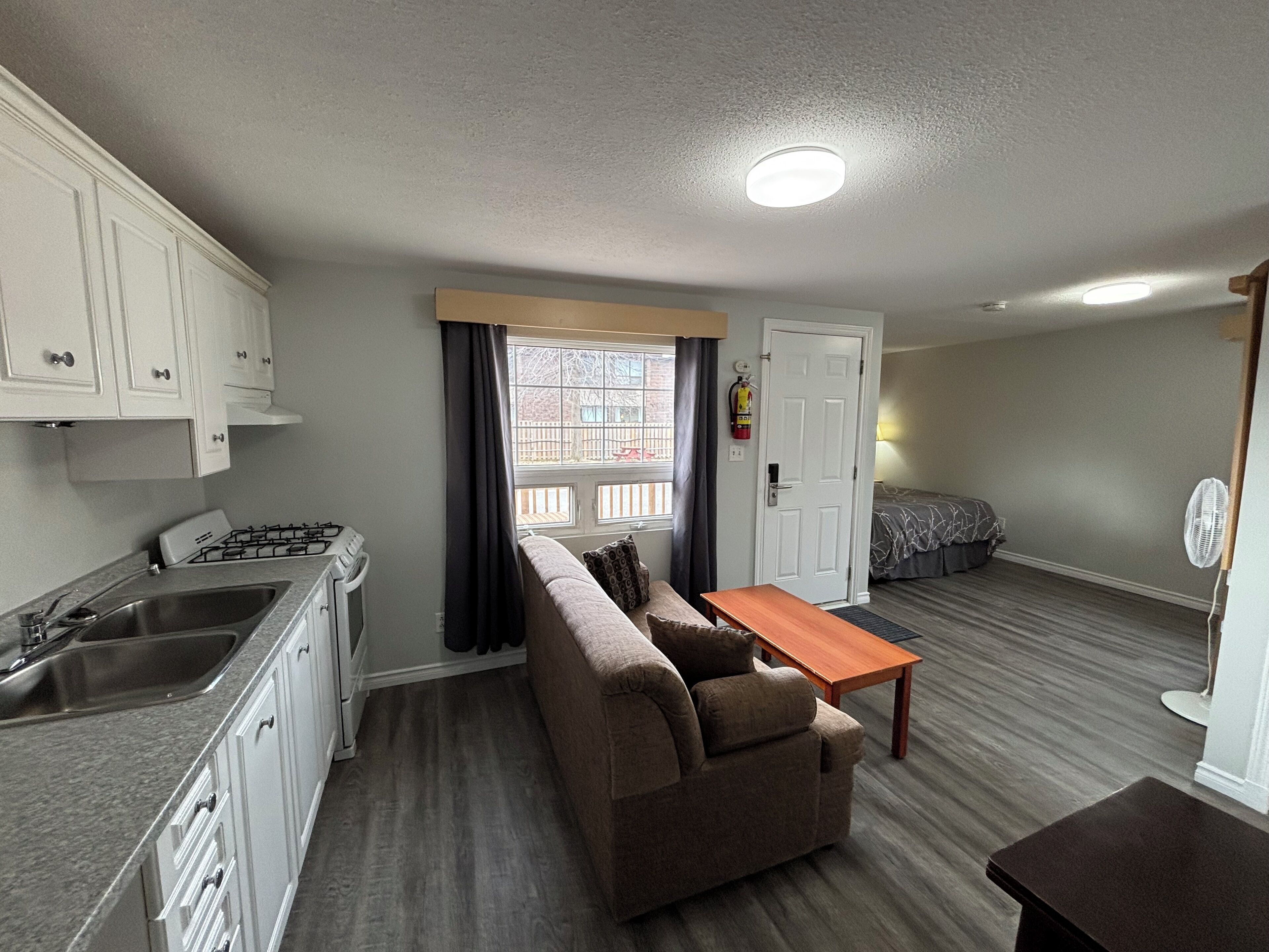 Cottage | Insonorización y tabla de planchar con plancha 