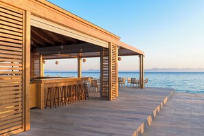 Beach bar - Avra Beach Resort Hotel & Bungalows - All Inclusive (Rhodes)