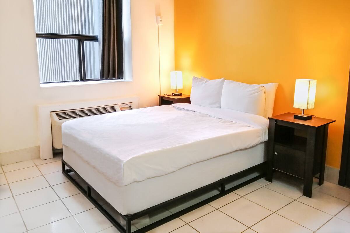 Basic Double Room, 1 Double Bed | Free WiFi