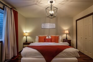 Borealis 186, 4 Bedroom Townhome | 3 bedrooms, individually decorated, iron/ironing board, free WiFi