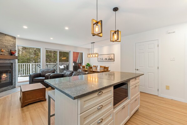 Borealis 236 , 3 Bedroom Townhome | Living area | Flat-screen TV, fireplace, DVD player