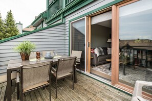 Clairiere 403 | Terrace/patio - La Clairiere - RVMT (Mont-Tremblant)