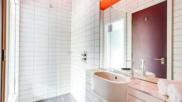 Standaard Twin kamer | Badkamer | Gratis toiletartikelen, handdoeken, zeep, shampoo