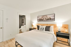Haut Bois 197-3, 2 Bedrooms | Individually decorated, individually furnished, desk, laptop workspace
