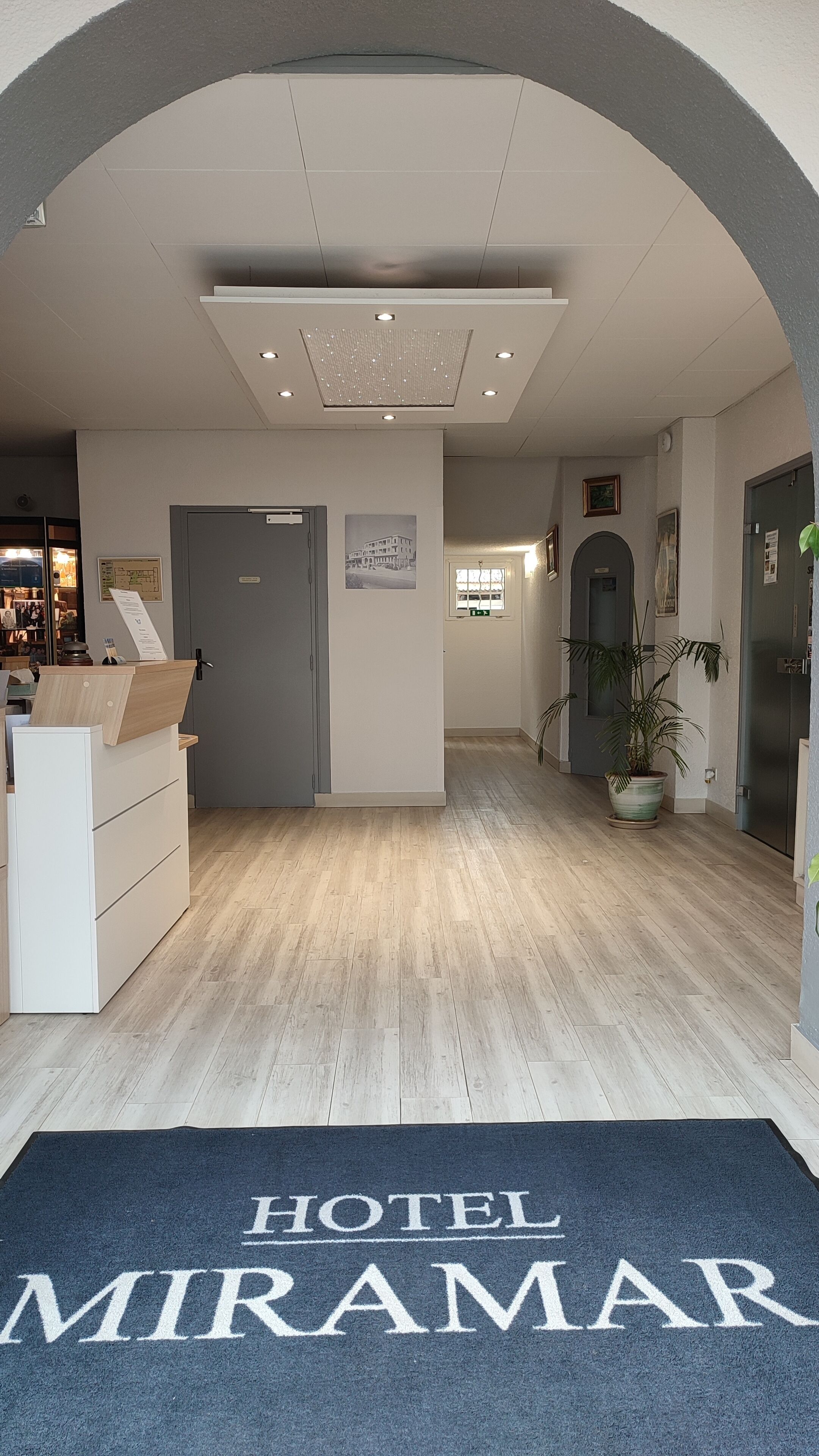 Foto - Hotel Restaurant Miramar L'orchidée